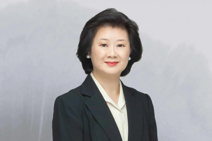 lisa-liaw-banner-mobile-scaled