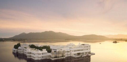 oneworld and IHCL Forge Historic Loyalty Alliance, Linking Global Air Travel with Hospitality Rewards