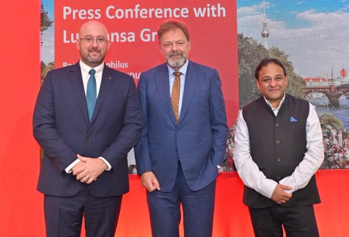 GNTO-Lufthansa-and-German-Embassy-Officials